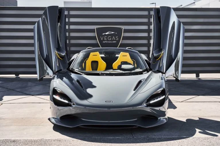 2026 McLaren 750S - Image 5 of 11