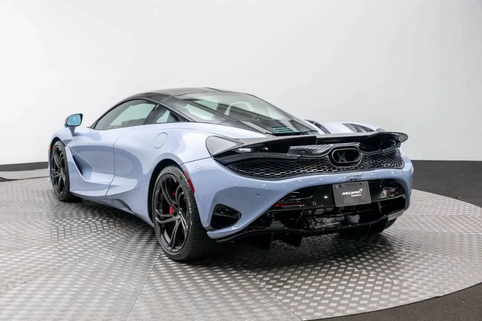 2026 McLaren 750S Spider - Image 4 of 17