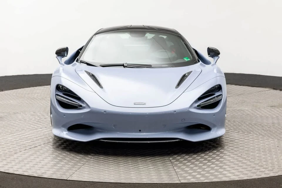 2026 McLaren 750S Spider - Image 2 of 17