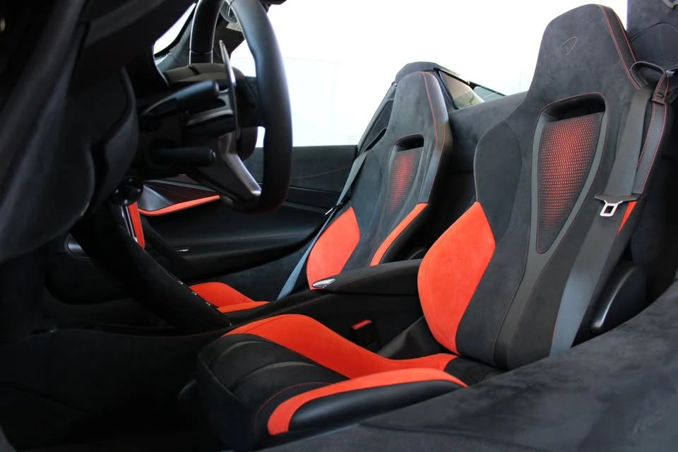 2026 McLaren 750S Spider - Image 13 of 20