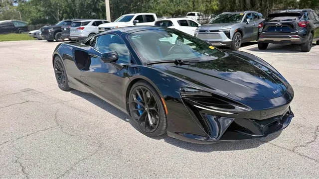 2026 McLaren Artura Convertible