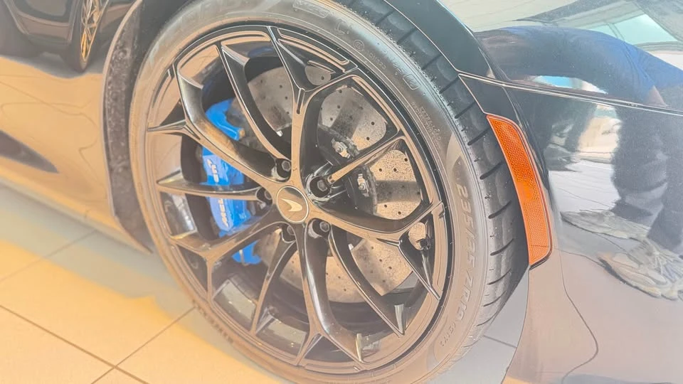 2026 McLaren Artura - Image 4 of 13