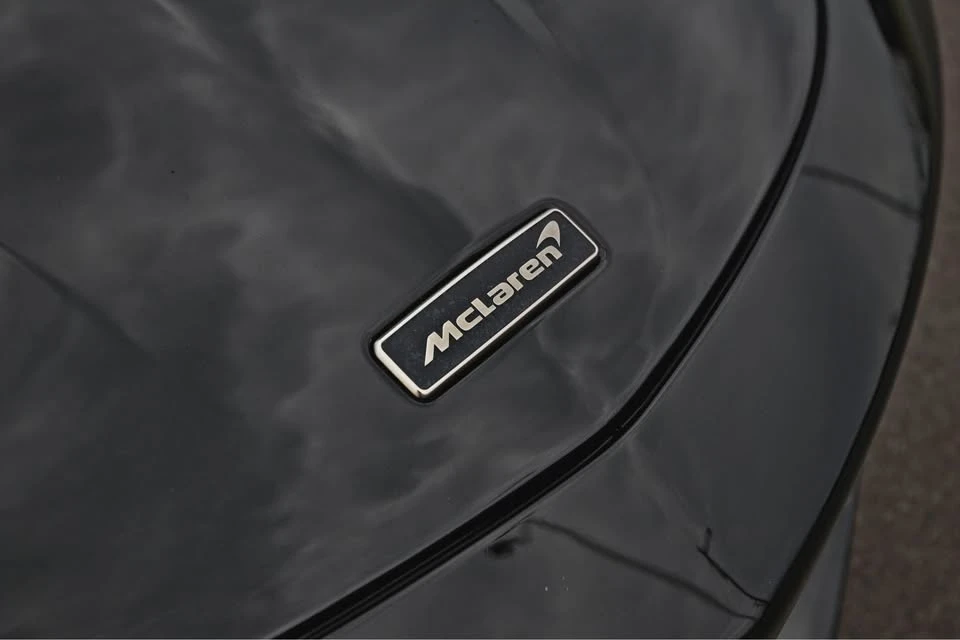 2026 McLaren GT - Image 5 of 15