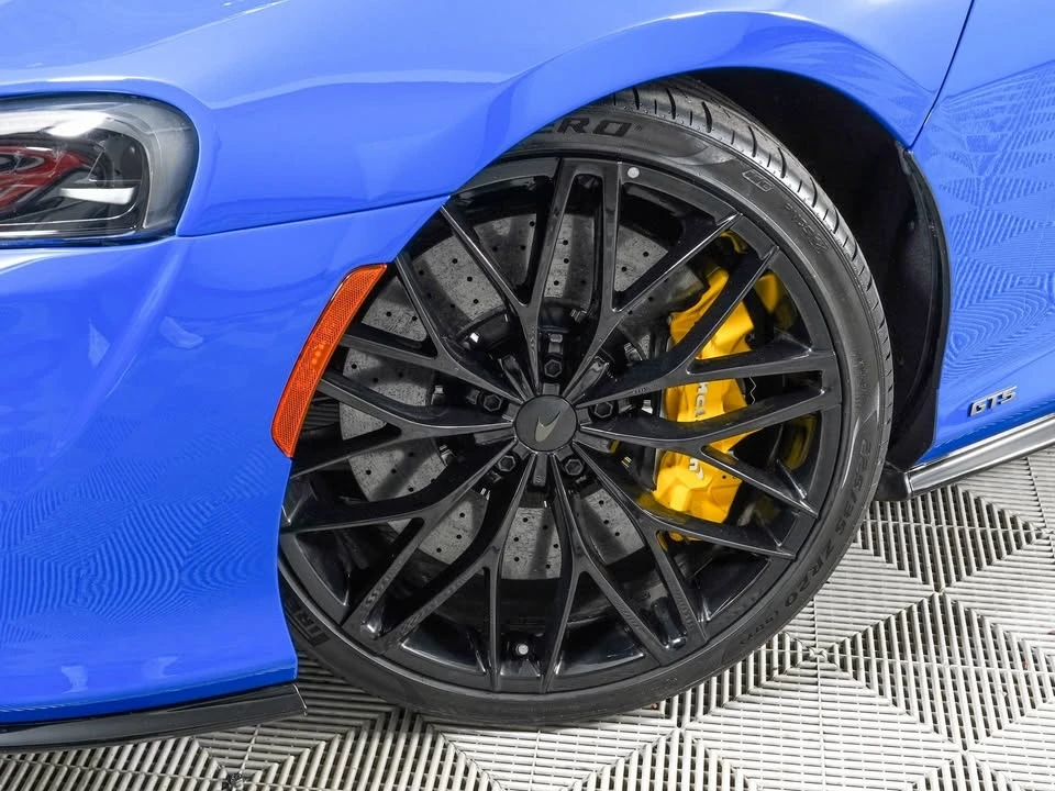2026 McLaren GT - Image 6 of 6