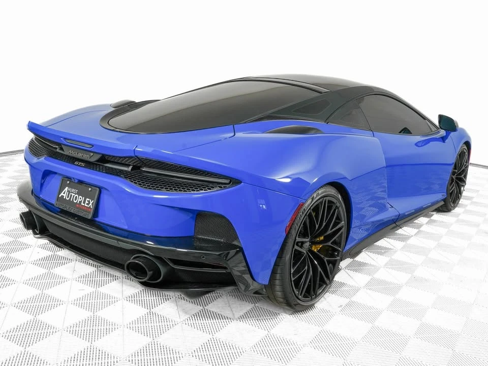 2026 McLaren GT - Image 3 of 6