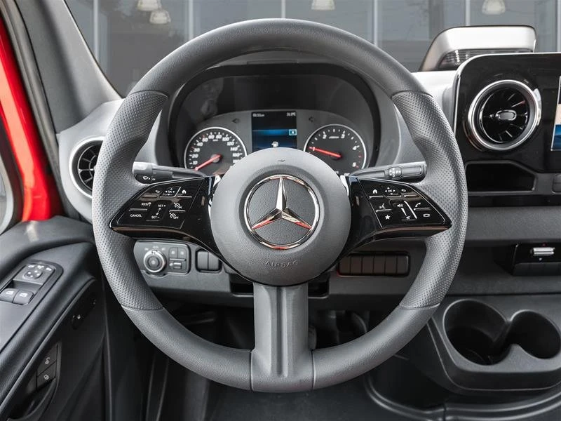 2026 Mercedes-Benz VS30 Sprinter - Image 7 of 9