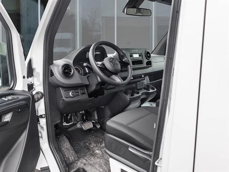 2026 Mercedes-Benz VS30 Sprinter - Image 8 of 8