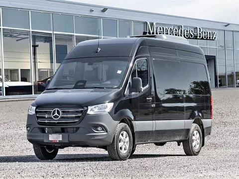 2026 Mercedes-Benz 2500 144 12 Passenger