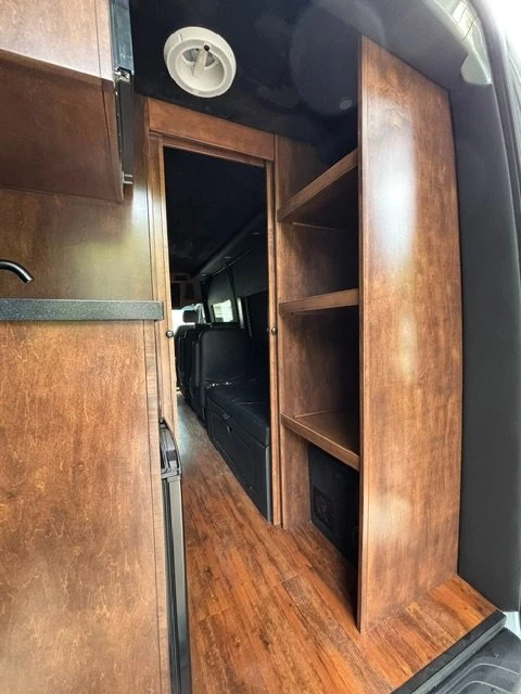 2026 Mercedes-Benz VS30 Sprinter - Image 17 of 20