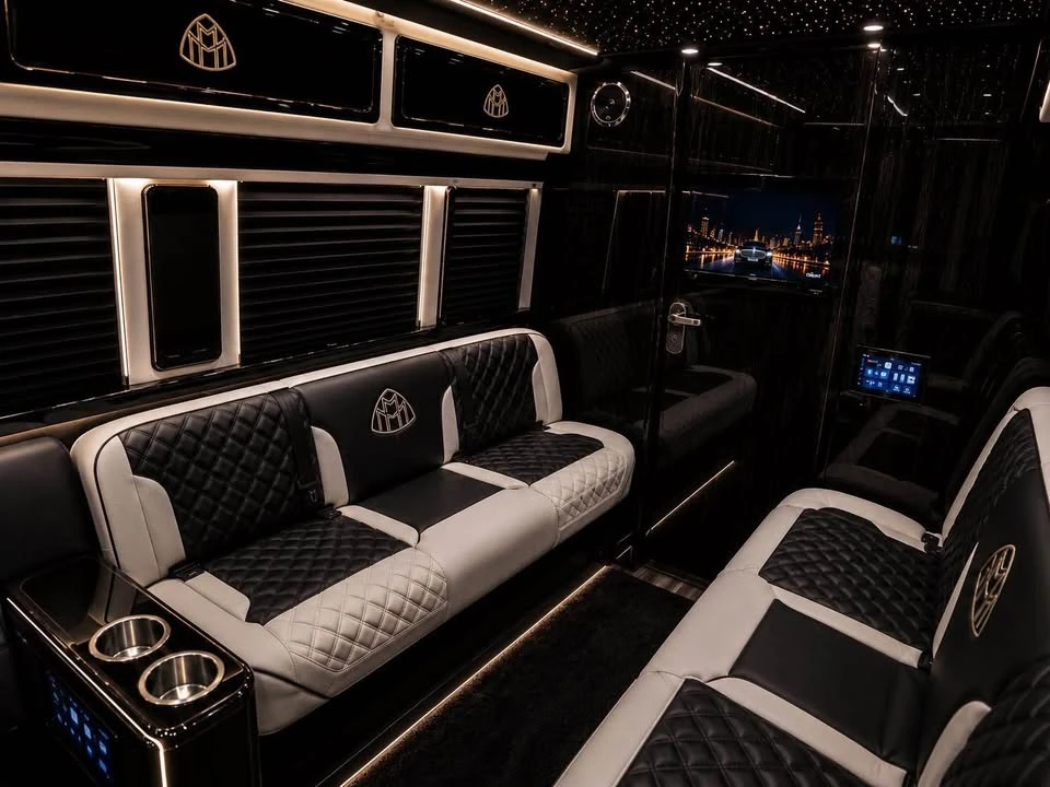 2026 Mercedes-Benz VS30 Sprinter - Image 5 of 11