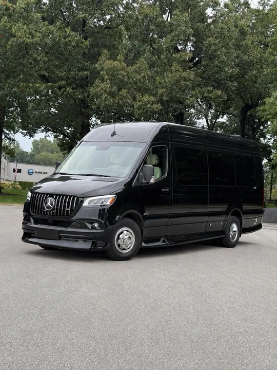 2026 Mercedes-Benz VS30 Sprinter - Image 3 of 20
