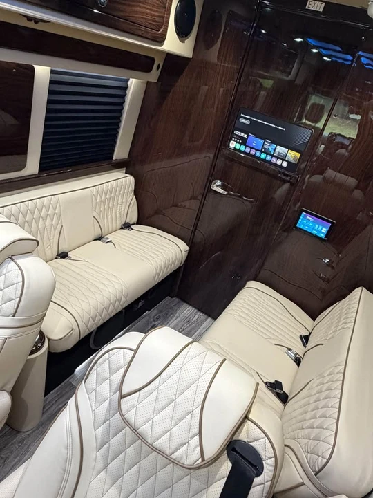 2026 Mercedes-Benz VS30 Sprinter - Image 7 of 20