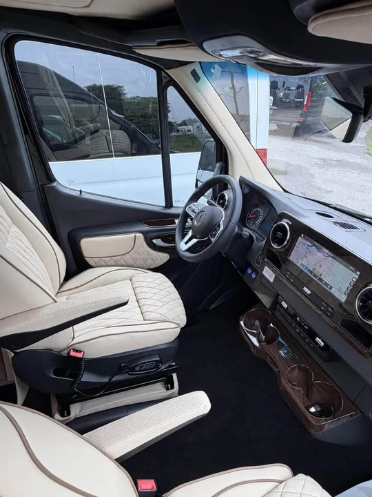 2026 Mercedes-Benz VS30 Sprinter - Image 16 of 20