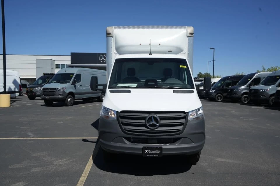 2026 Mercedes-Benz VS30 Sprinter - Image 2 of 13