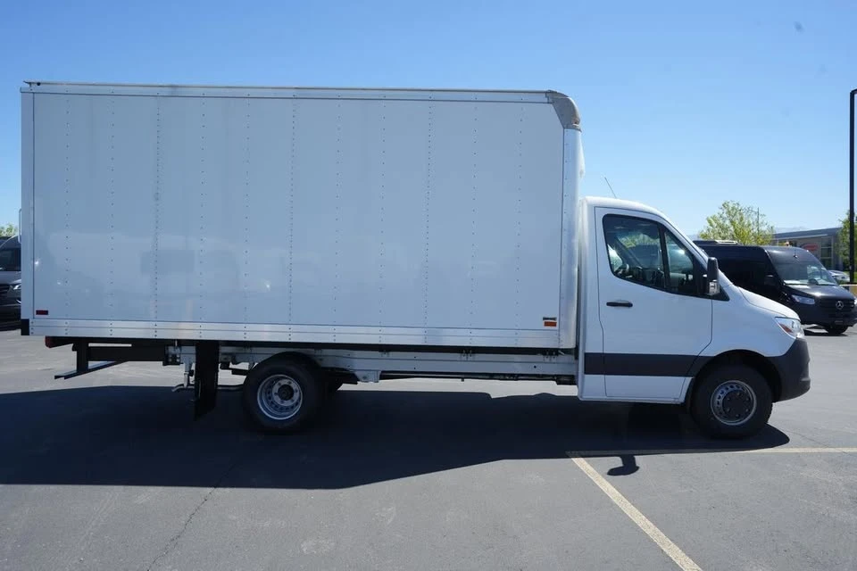 2026 Mercedes-Benz VS30 Sprinter - Image 11 of 13