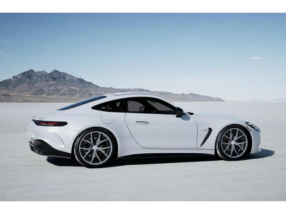 2026 Mercedes-Benz C192 AMG GT 55 & GT 63 AMG - Image 19 of 31