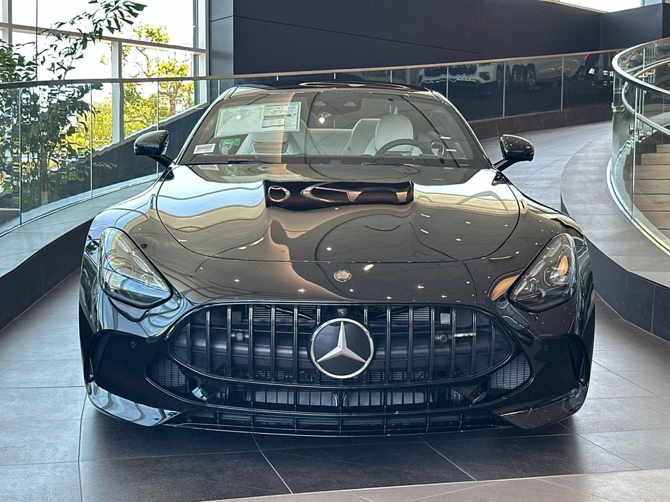 2026 Mercedes-Benz C192 AMG GT 55 & GT 63 AMG - Image 8 of 31
