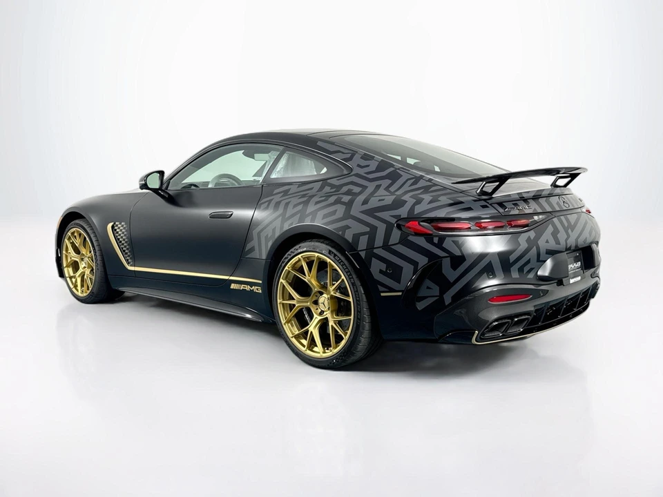 2026 Mercedes-Benz AMG GT - Image 8 of 31