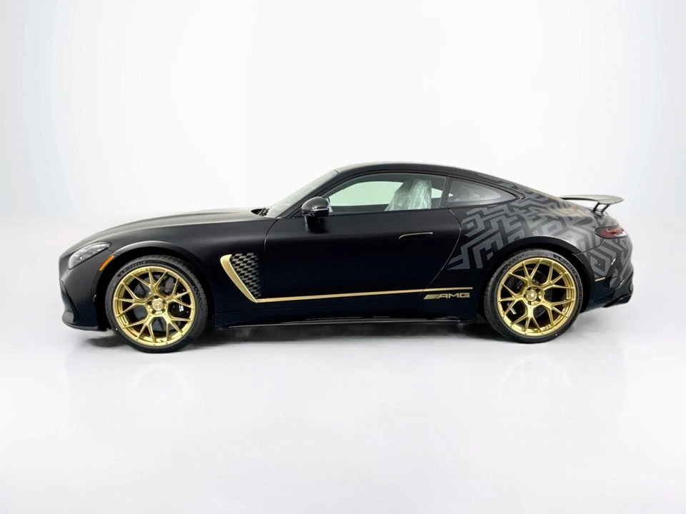 2026 Mercedes-Benz AMG GT - Image 9 of 31