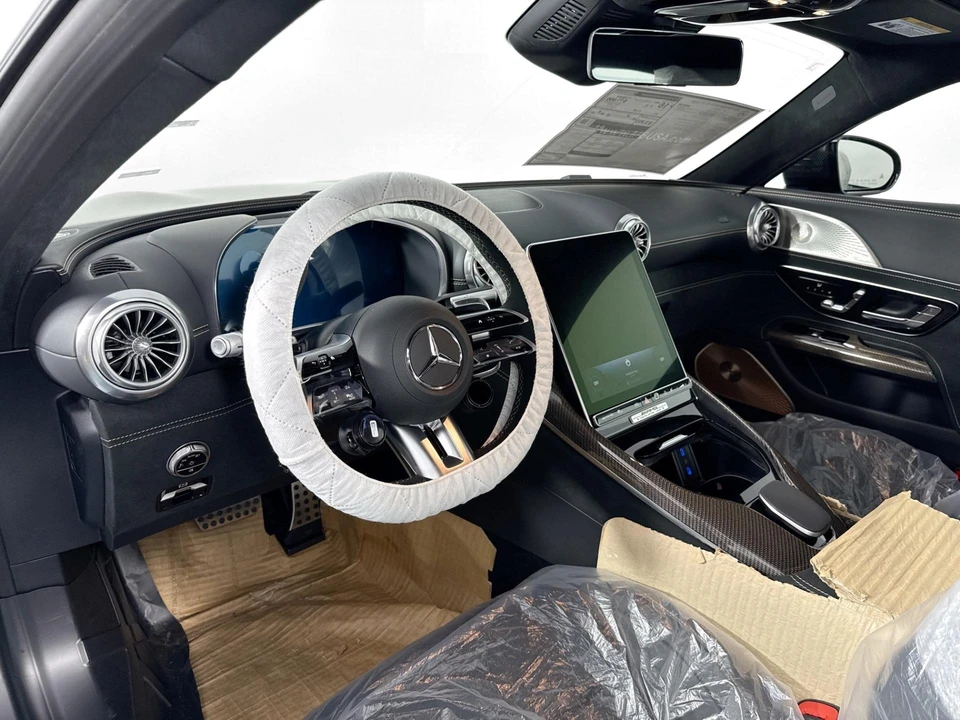 2026 Mercedes-Benz AMG GT - Image 10 of 31
