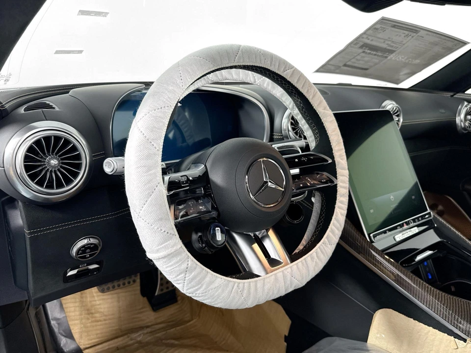2026 Mercedes-Benz AMG GT - Image 13 of 31