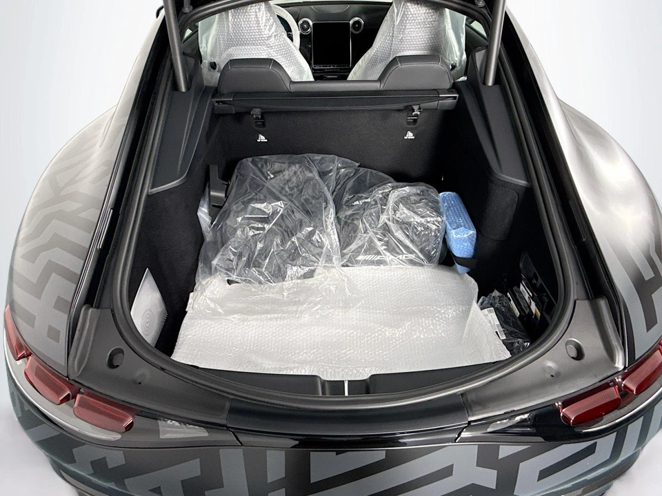 2026 Mercedes-Benz AMG GT - Image 28 of 31