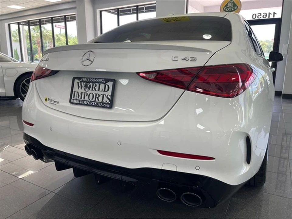 2026 Mercedes-Benz AMG GT - Image 19 of 31