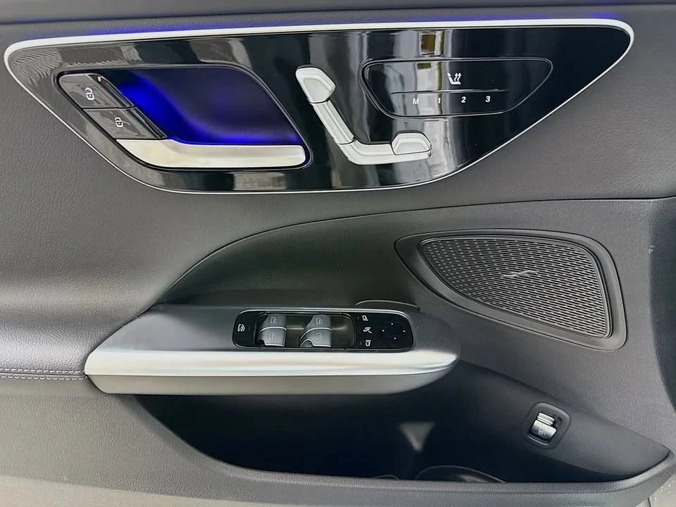 2026 Mercedes-Benz W206 C-Class - Image 15 of 20