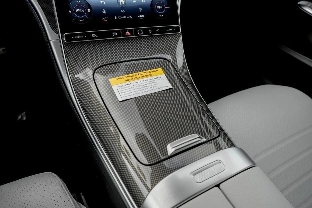 2026 Mercedes-Benz W206 C-Class - Image 16 of 21