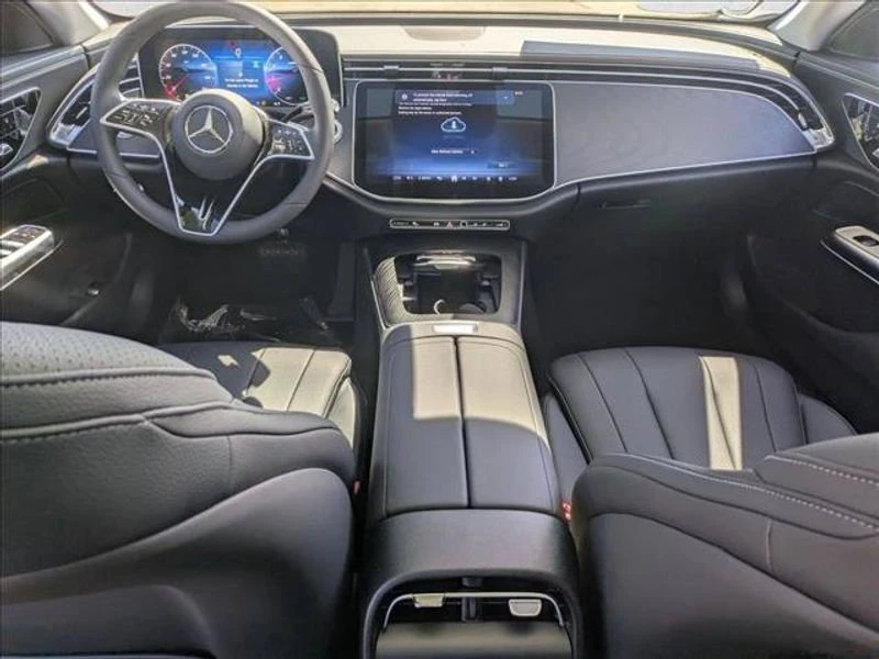 2026 Mercedes-Benz W214 E-Class - Image 13 of 16