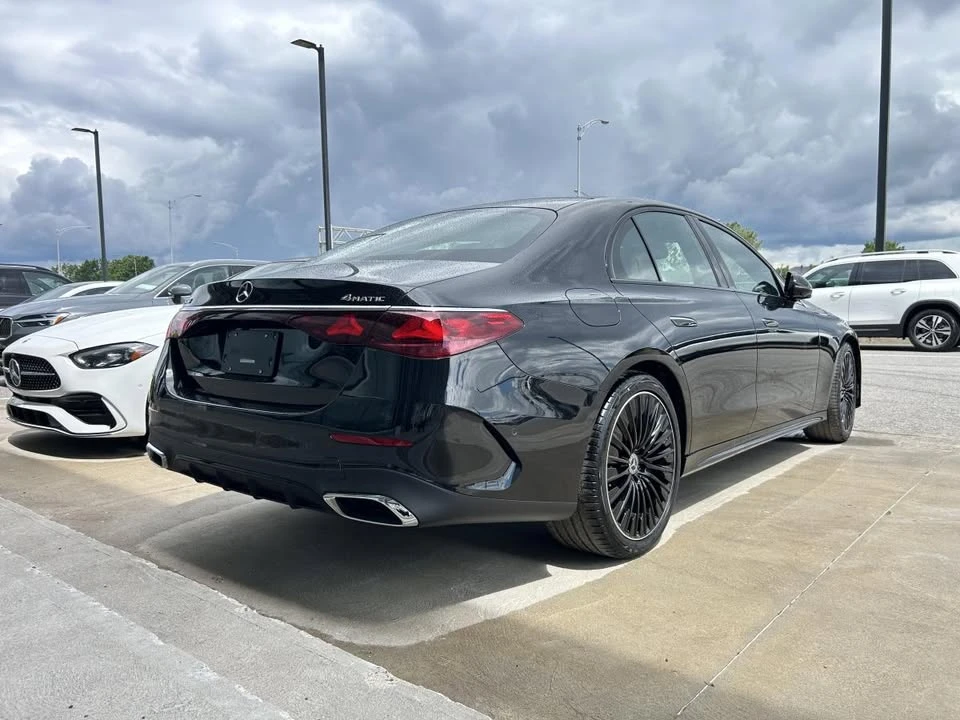 2026 Mercedes-Benz W214 E-Class - Image 7 of 17
