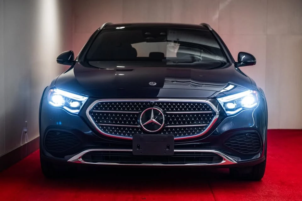 2026 Mercedes-Benz W214 E-Class - Image 2 of 10
