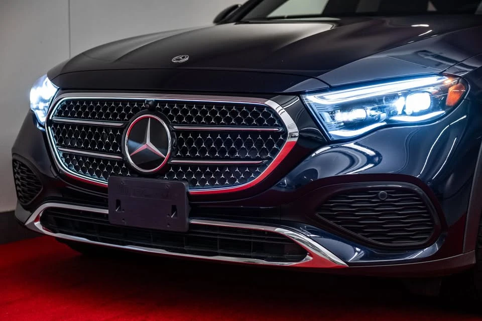 2026 Mercedes-Benz W214 E-Class - Image 3 of 10