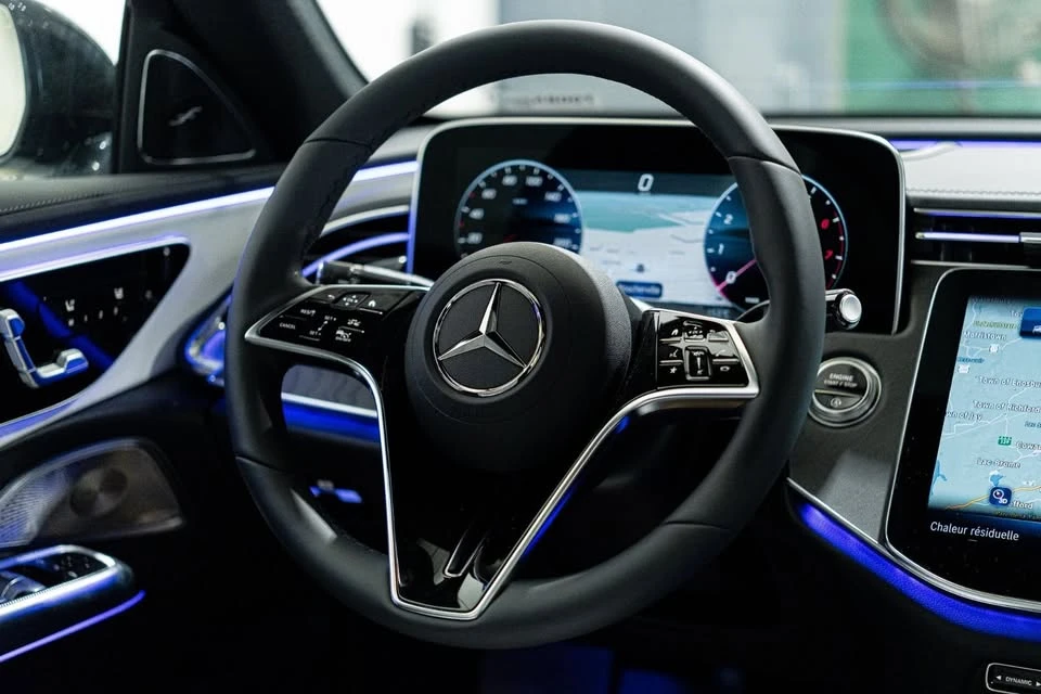 2026 Mercedes-Benz W214 E-Class - Image 19 of 20