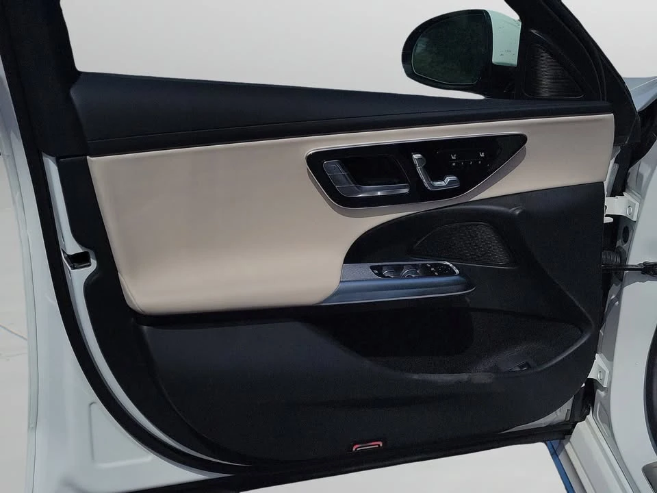 2026 Mercedes-Benz W214 E-Class - Image 15 of 17