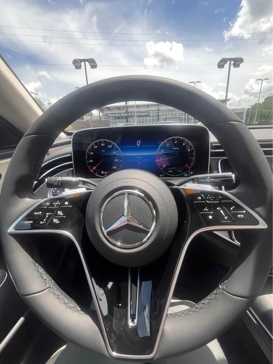 2026 Mercedes-Benz W214 E-Class - Image 9 of 13