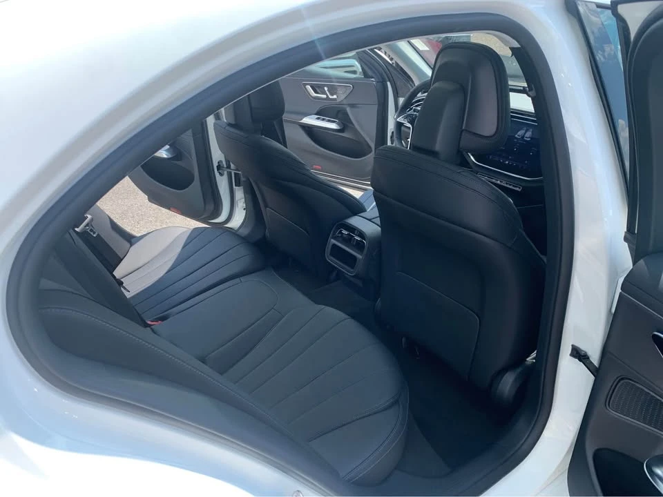 2026 Mercedes-Benz W214 E-Class - Image 8 of 14