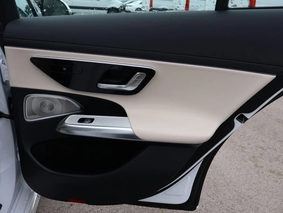 2026 Mercedes-Benz W214 E-Class - Image 16 of 20