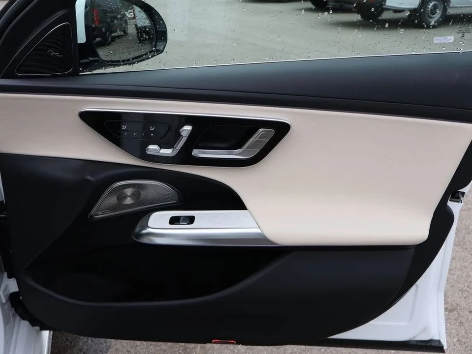 2026 Mercedes-Benz W214 E-Class - Image 13 of 20
