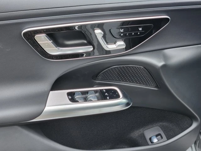 2026 Mercedes-Benz W214 E-Class - Image 10 of 20