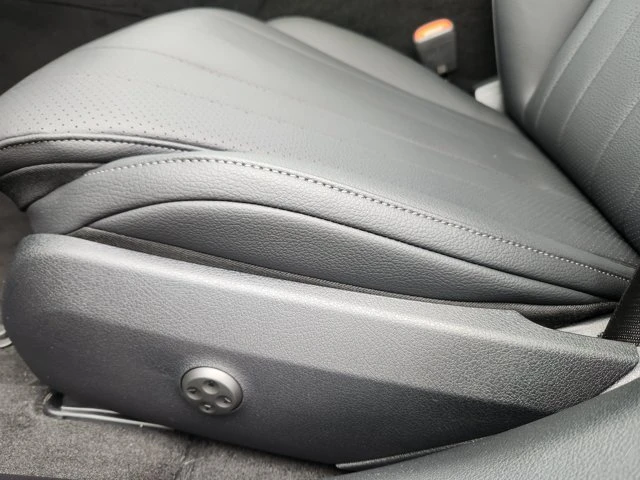 2026 Mercedes-Benz W214 E-Class - Image 9 of 20