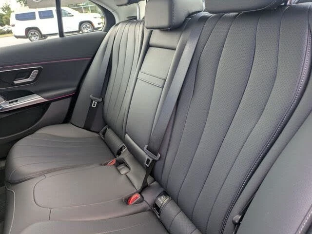 2026 Mercedes-Benz W214 E-Class - Image 11 of 17