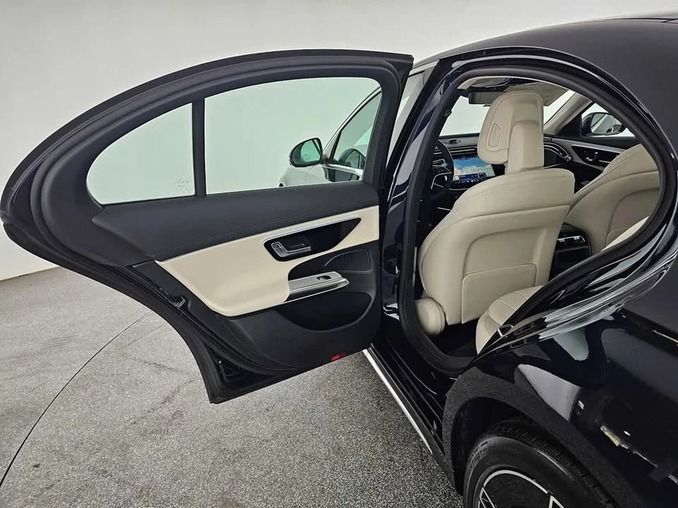 2026 Mercedes-Benz W214 E-Class - Image 15 of 20