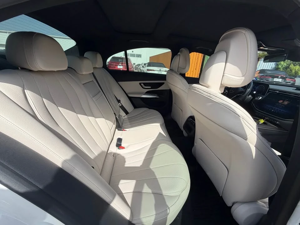 2026 Mercedes-Benz W214 E-Class - Image 13 of 15