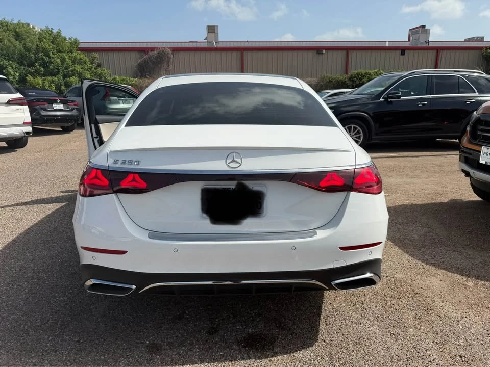2026 Mercedes-Benz W214 E-Class - Image 15 of 15