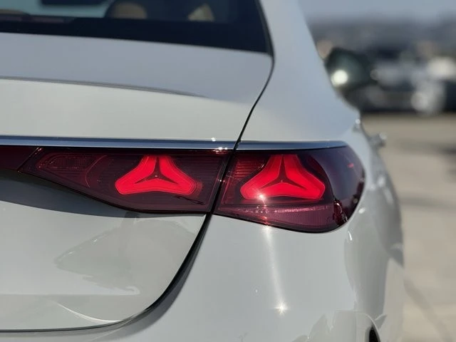 2026 Mercedes-Benz W214 E-Class - Image 10 of 12