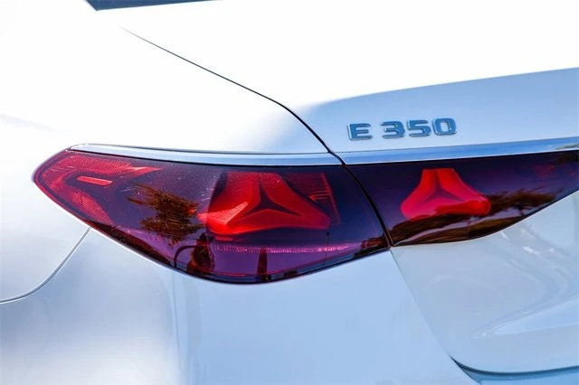 2026 Mercedes-Benz W214 E-Class - Image 8 of 12