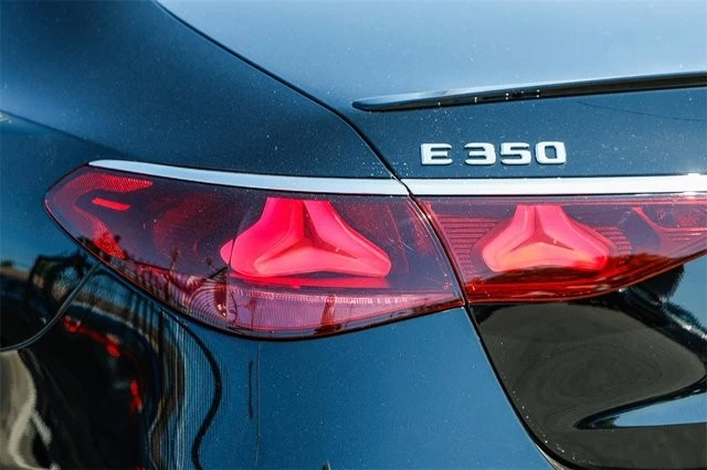 2026 Mercedes-Benz W214 E-Class - Image 8 of 12