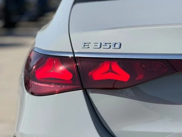 2026 Mercedes-Benz W214 E-Class - Image 8 of 12