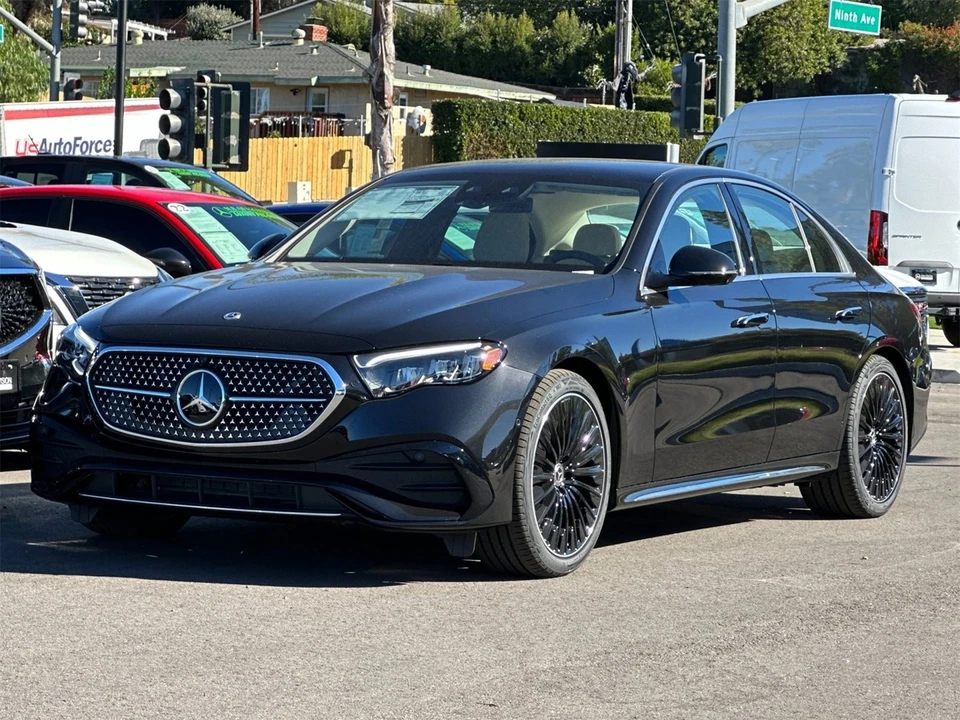 2026 Mercedes-Benz W214 E-Class - Image 7 of 12